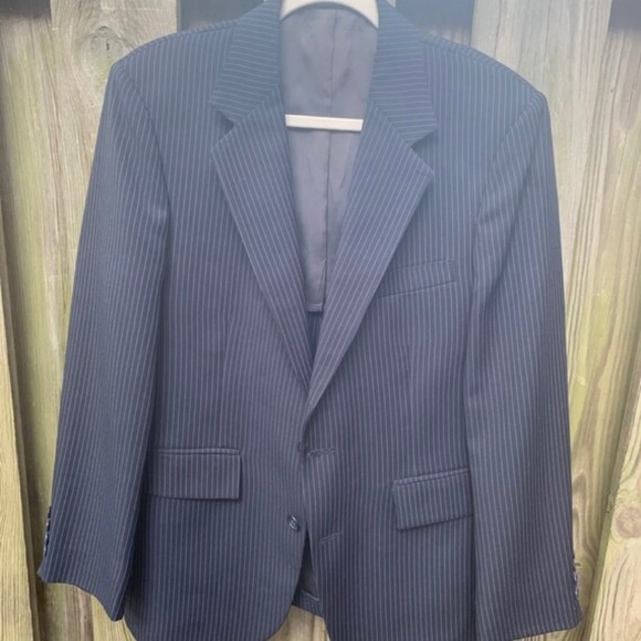 Amesbury Men’s Pin Stripe Jacket - Picture 6 of 10